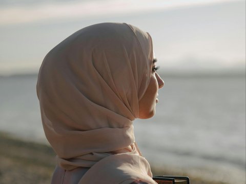 Hijab and Jilbab are Not the Same, Here are 5 Types of Syar'i Clothing that Muslim Women Must Know