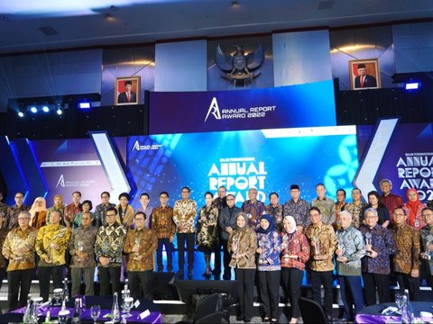 Tambah Koleksi Penghargaan, Bank Jatim Raih Juara Satu ARA 2022