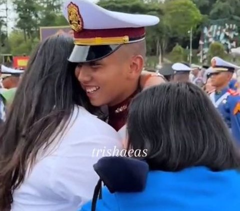 Viral Momen Haru Putri Sulung Ferdy Sambo Hadir di Wisuda Akpol Adiknya, Sikap Trisha Curi Perhatian