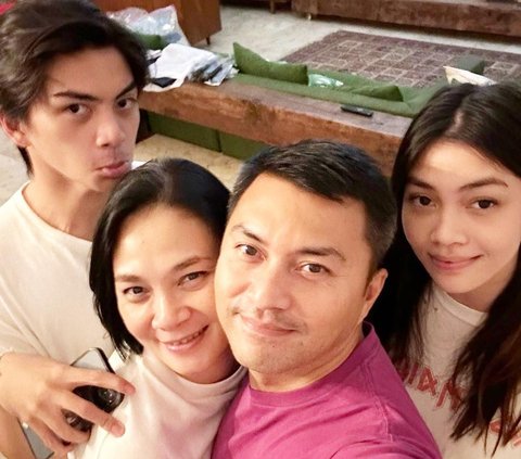 Ganteng dan Cantik Dua anak Anjasmara dan Dian Nitami Beranjak Remaja Jadi Sorotan