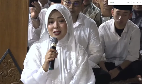 Penampilan Soimah mengenakan hijab langsung mencuri perhatian netizen.<br>