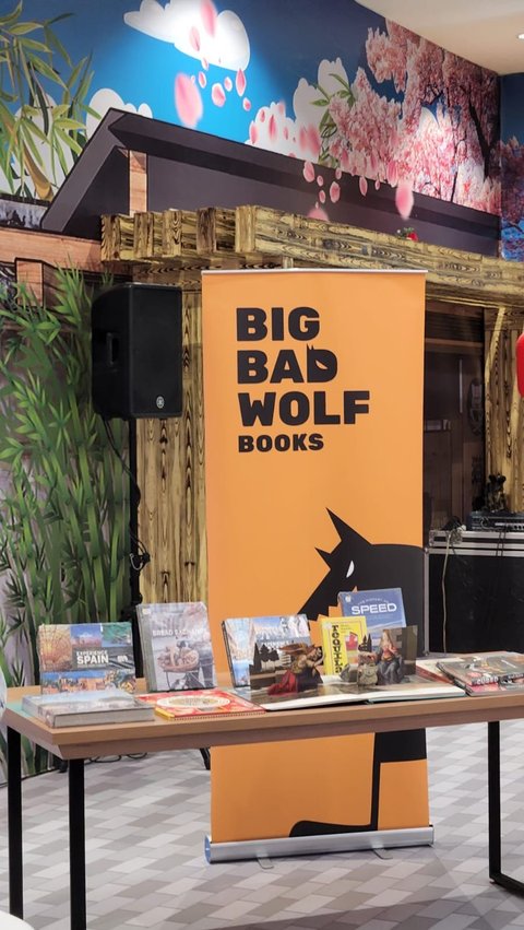 Hunting for International Books at Big Bag Wolf, There are Books for Only Rp100