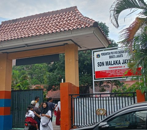 Disdik Ungkap Alasan Guru Honorer di SDN Malaka Jaya Duren Sawit Terima Gaji Rp300 Ribu Per Bulan