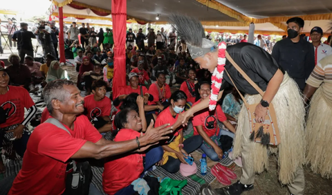 Selain itu, Ganjar menyatakan berkomitmen untuk mendukung kesejahteraan bagi guru agama di seluruh Indonesia.<br>