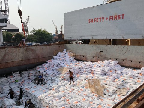 Stok Bulog Makin Kuat, Cadangan Beras Pemerintah Aman Sampai Tahun Depan