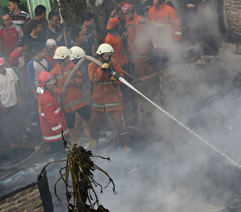 Toko Bangunan di Cilandak Hangus Terbakar akibat Gas Restoran Bocor