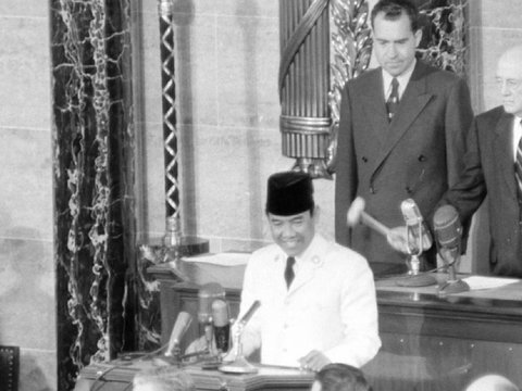 Gambaran Surga Ada di Telapak Kaki Ibu, Setiap Pulang ke Blitar Bung Karno Sungkem pada Ida Ayu Nyoman Rai