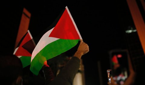 Organisasi Pembebasan Palestina (PLO) translates to 
