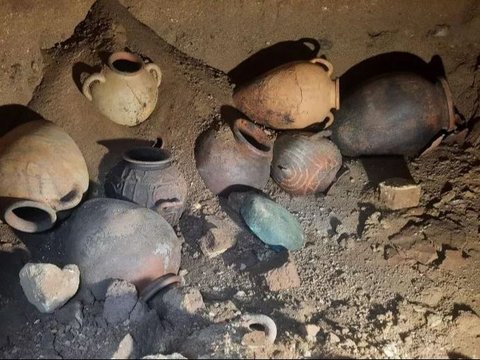 Makam Ini Dibongkar Setelah 2.600 Tahun, Isinya Bikin Kaget Arkeolog