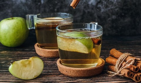 3. Rinse with Apple Cider Vinegar