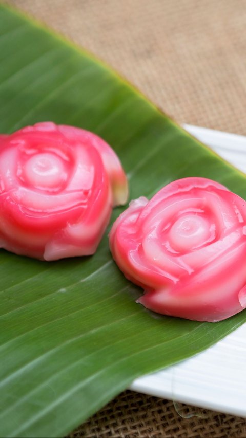 Resep Kue Nagasari Sagu Mutiara, Camilan Cantik nan Legit