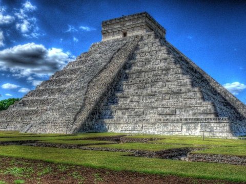 Arkeolog Temukan Piring Bangsa Maya Berusia 1.100 Lalu, Ada Gambar Sosok Pelindung