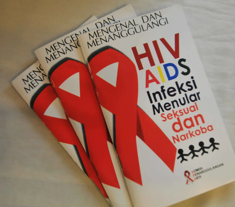 Hari AIDS Sedunia 1 Desember 2023, Ketahui Sejarah dan Arti Simbol Pita Merah