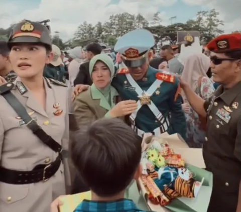 Potret Satu Keluarga Komplet jadi Perwira TNI-Polri, Ayah Kopassus, Putri Polisi & Putranya Tentara
