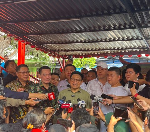 Kunjungi Vihara di Glodok, Cak Imin Sebut Anies Tak Punya Track Record Politik Identitas