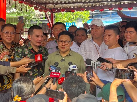 Kunjungi Vihara di Glodok, Cak Imin Sebut Anies Tak Punya Track Record Politik Identitas