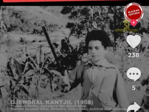 Old Portrait of Ahmad Albar Playing General Kancil in 1958, His Face is Handsome and Innocent