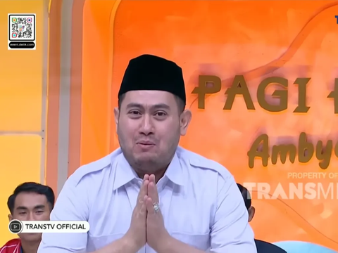 Dikumpulkan Dewi Perssik, 'Jokowi','Ganjar' dan 'Prabowo' Joget Gemoy Bersama