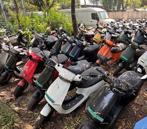 Perusahaan sepeda motor listrik Ola Electric punya ambisi besar untuk menggeser motor-motor bermesin konvensional yang mendominasi jalanan India dan membawa negara menuju masa depan lebih bersih. Namun, perusahaan itu memiliki tantangan pelik terkait suku cadang dan masalah perbaikan.