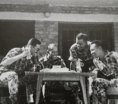 Kisah-Kisah Lucu Pasukan Garuda TNI Saat Bertugas, Dari Ayam Karawang Sampai Kopi Rasa Kuah Sup