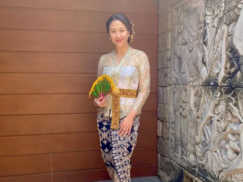 Potret Cantik Sherina Kenakan Pakaian Tradisional Bali, Derby Romero Terkesima Sampai Komentar Begini