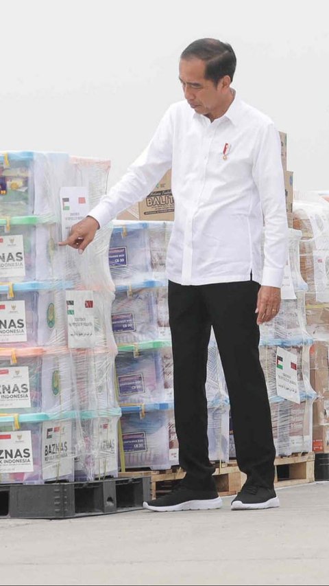 Jokowi menegaskan bantuan 51,5 ton yang dikirim ke Palestina merupakan wujud solidaritas dan kepedulian Indonesia terhadap tragedi kemanusiaan di Jalur Gaza.