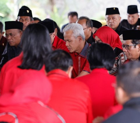 Ganjar Tiba-Tiba Cari Jimly Assiddiqie di Acara Silaknas ICMI, Mendesak Ingin Segera Bertemu