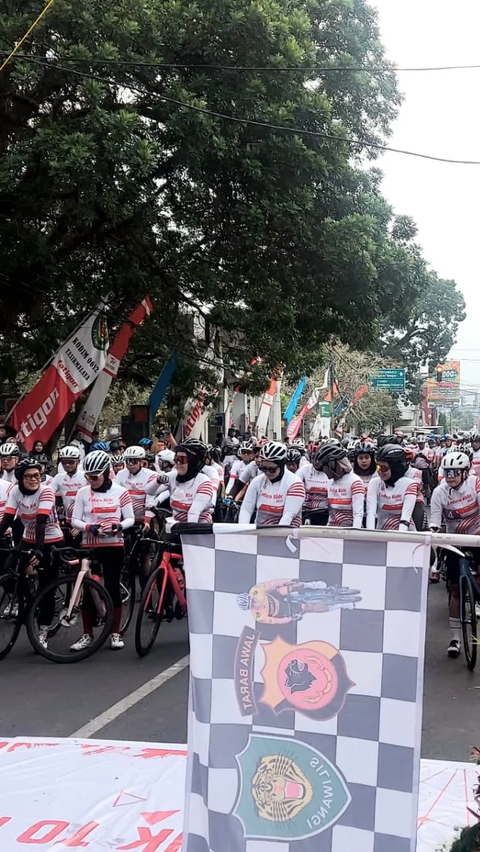 Masyarakat  Antusias Sambut Lodaya-Siliwangi Ride 2023<br>