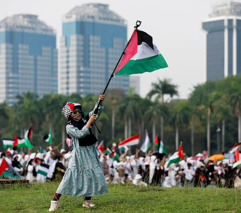 FOTO: Penampakan Lautan Manusia dalam Aksi Bela Palestina di Monas