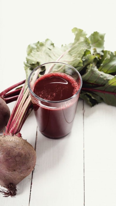 <b>Manfaat Jus Buah Bit untuk Kesehatan, Cocok jadi Turunkan Berat Badan</b><br>