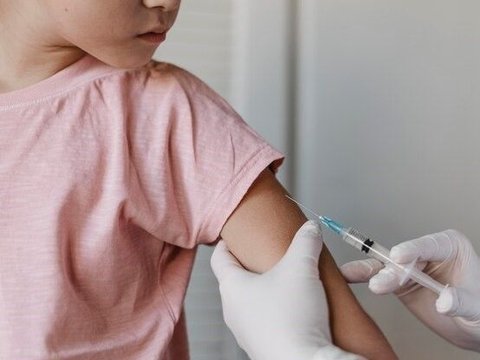Panduan dari Dokter Anak Jika Orangtua Mau Bawa Buah Hati Vaksinasi DBD