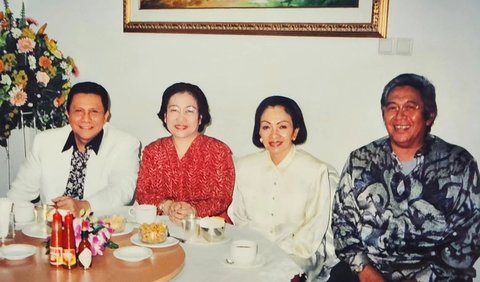 Hendropriyono Diangkat Kepala BIN oleh Megawati<br>