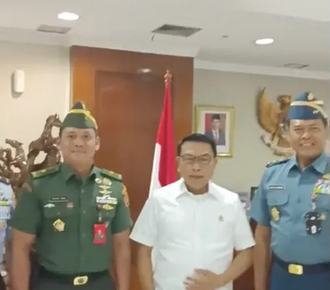 Mantan Panglima Kumpulkan Para Jenderal TNI Berbintang di Ruang Kerja, Ada Apa?