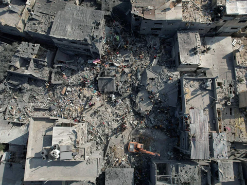 Grab dan OVO Donasikan Rp 3,5 Miliar Bantu Korban Gaza
