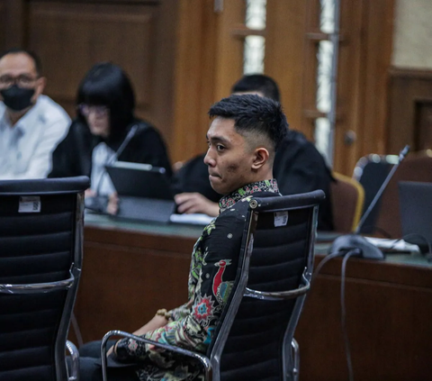 FOTO:  Gaya Mario Dandy Tanpa Disumpah Sampaikan Kesaksian di Sidang Lanjutan Rafael Alun