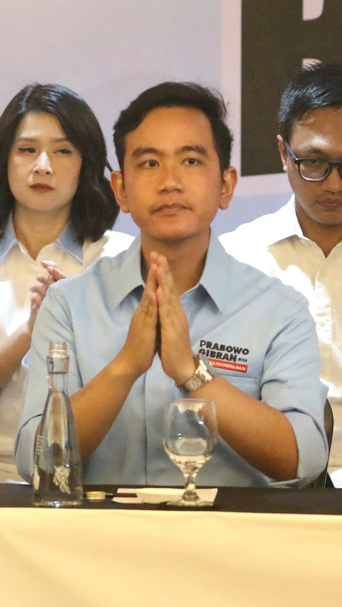 Dalam konpers tersebut, Gibran Rakabuming Raka mengaku bersyukur dirinya dan Prabowo mendapat dukungan banyak orang hebat menjelang kampanye Pilpres 2024.