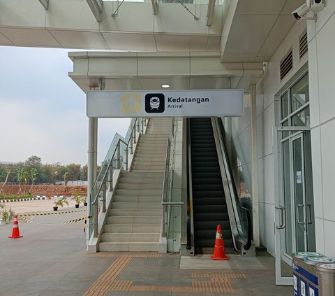 Begini Kondisi Stasiun Kereta Cepat Halim dan Stasiun LRT Cawang Usai Viral Atap Bocor