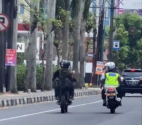 Ngebut Kejar Pengendara Motor untuk Ditilang, Polisi Ini Berujung Dapat Malu