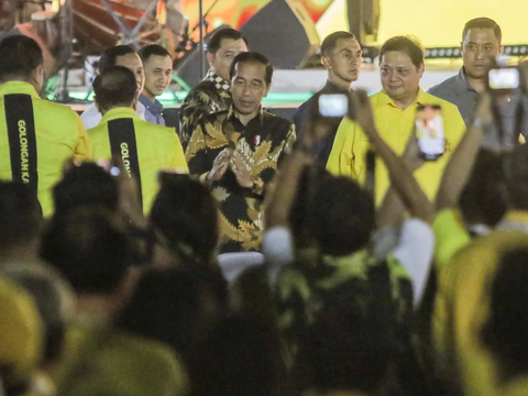 FOTO: Momen Prabowo Subianto dan Presiden Jokowi Menghadiri HUT ke-59 Partai Golkar, Gibran dan Kaesang Absen