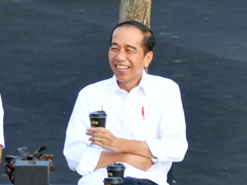 Jokowi Soroti Situasi Politik: Terlalu Banyak Drama, Harusnya Tarung Gagasan, Bukan Perasaan