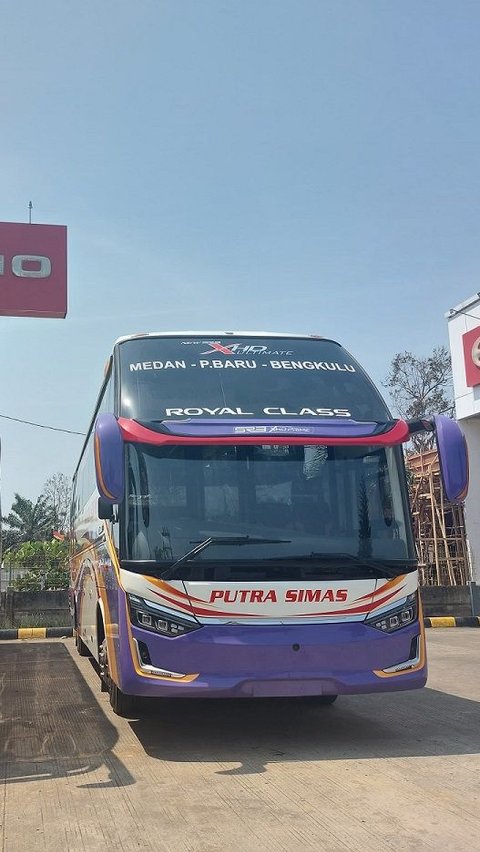 Bus Hino RM 280 ABS Jadi Armada PO Putra Simas