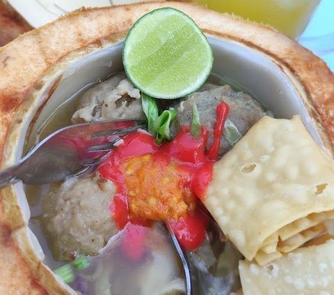 Menyantap Bakso Degan di Tepi Sawah Bojonegoro, Punya Cita Rasa Unik Gurih Segar Menggoyang Lidah