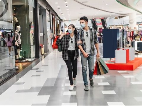 Awalnya Cuma Butuh Tempat Sepi Biar Fokus Belajar, Pemuda Tinggal 6 Bulan di Kolong Eskalator Mall
