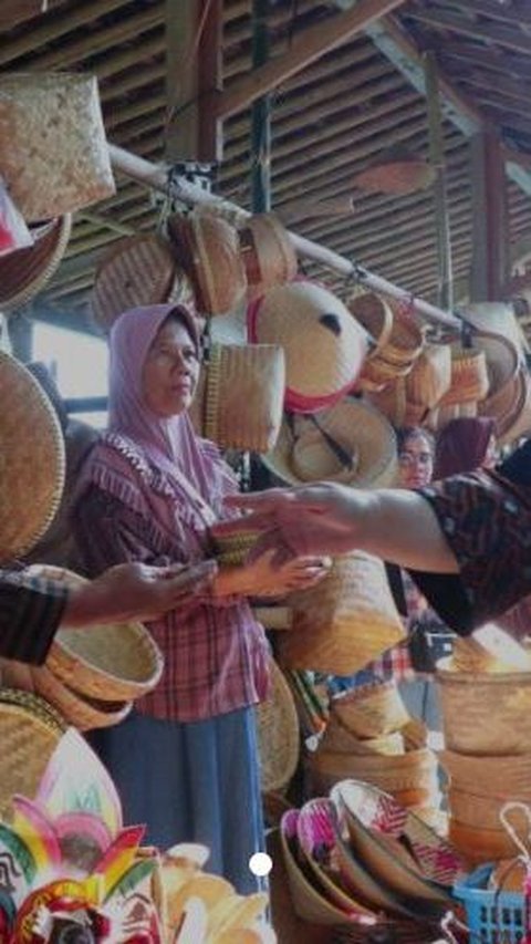 <b>Pasar di Sragen Ini Punya Tradisi Pembeli Dilarang Menawar Harga, Ini Alasannya</b>