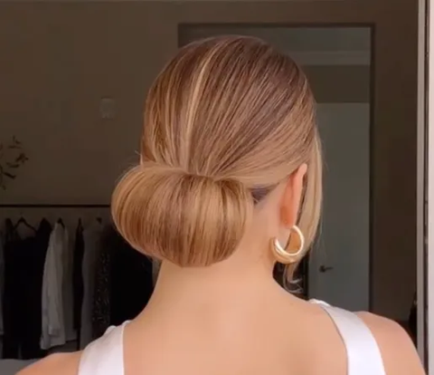 Classic Low Bun, Simple Hairdo for an Office Look