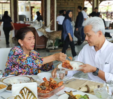 Susi mengaku sudah lama berteman dengan Ganjar. Mereka intensif berkomunikasi. Susi mengingat momen saat Ganjar sering mengirim ikan manyung yang lezat dan terkenal di Semarang saat masih menjadi gubernur.