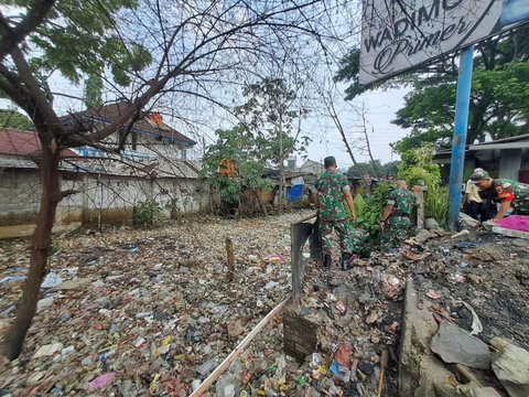 Ngeri! Penampakan 'Lautan Sampah' di Simpang Ciawi yang Bikin Bupati Bogor Ditegur Pj Gubernur