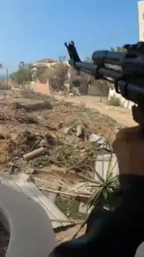 Video Menegangkan Pejuang Hamas Palestina Perang Kota dengan Tentara Israel, Tank-tank Dibazoka Hangus Terbakar