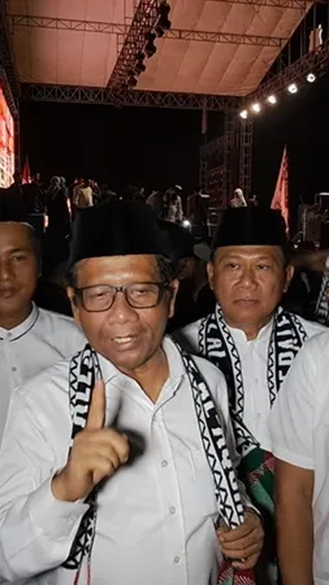 Ramai Desakan Anwar Usman Mundur dari Hakim MK, Mahfud MD: Itu Urusan Moral Dia<br>