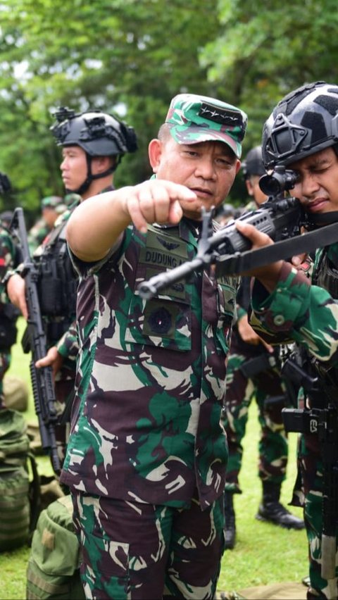 Hikmah Usai Isi Ceramah, Jenderal Dudung Dikenali Warga saat Atasi Bentrok 'Allahu Akbar Pak Ustadz'